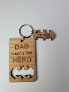 Personalised Engraved Wooden  Keyring with Name Tag Charm / Mum, Dad, Nan, Grandad, Auntie, Uncle