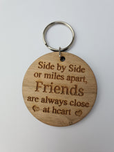 Load image into Gallery viewer, Personalised Engraved Wooden  Keyring with Name Tag Charm / Mum, Dad, Nan, Grandad, Auntie, Uncle