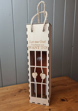 Load image into Gallery viewer, Wine bottle holder- Personalised wine box- Gift