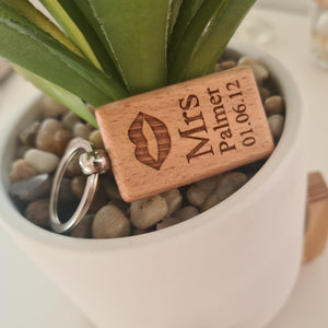 Mr and Mrs Personalised wooden keyring Engraved Key ring | Wooden Key ring | Valentines Gift | Gift For Her | Gift For Him